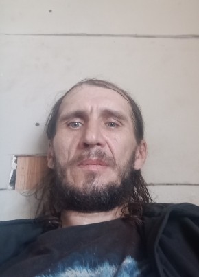 Михаил из Лиски 41 год