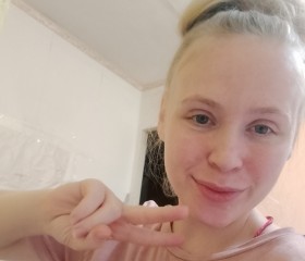 Veronika, 28, Yekaterinburg