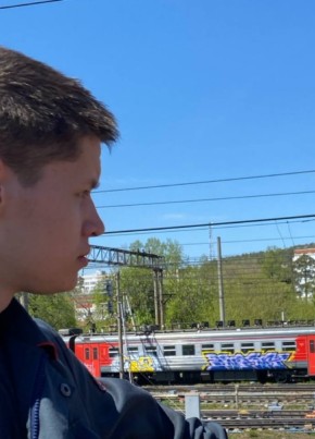 Артём из Екатеринбурга 19 лет