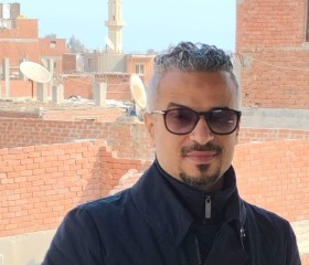 Tamir, 44, Cairo