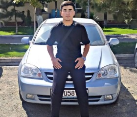 Madamin, 19, Tashkent