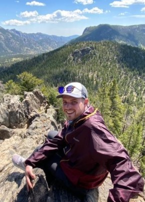 Cole, 31, United States of America, Lakewood (State of Colorado)