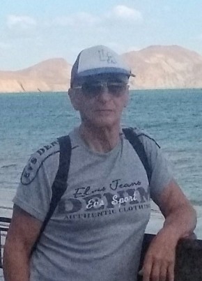 Александр, 63, Россия, Евпатория