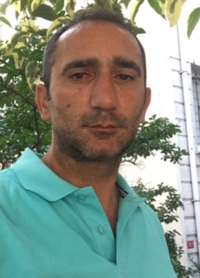 Yaşar, 51, Türkiye Cumhuriyeti, İstanbul