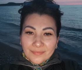 Regina, 43, Kerch