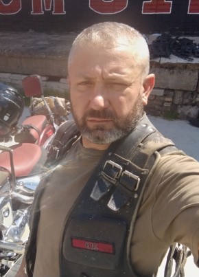 Давид из Новороссийска 46 лет