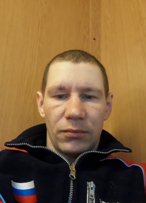 Павел, 38, Россия, Ноглики