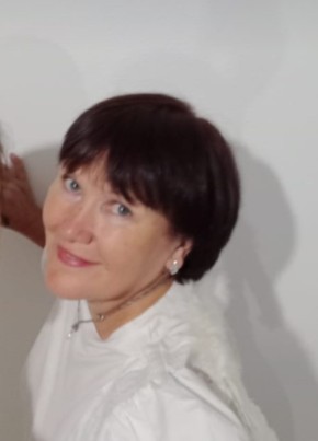 Ксения, 58, Россия, Казань