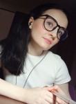 Olesya, 37, Saint Petersburg