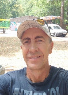 sergey, 53, Russia, Simferopol