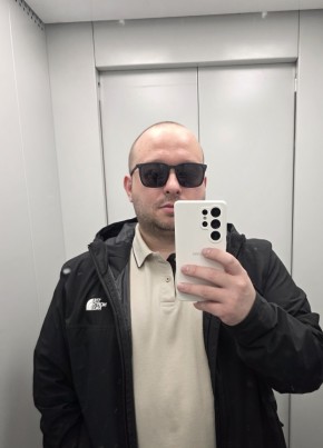 Kirill из Мурманска 32 года