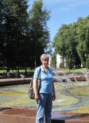 Елена, 52, Россия, Боровичи