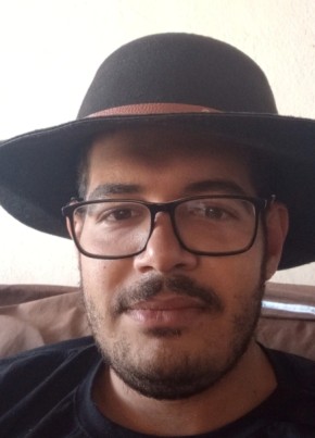 Vitor luiz из Belo Horizonte 23 года