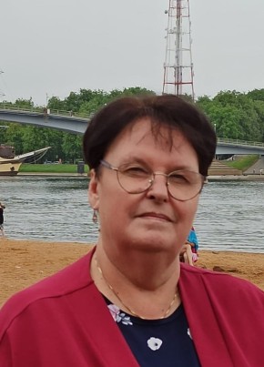 Ирина из Великого Новгорода 63 года