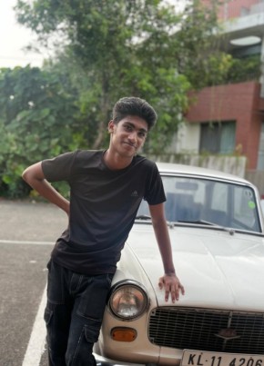 Razal, 18, India, Cochin
