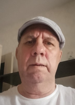 Стас из Волгограда 69 лет