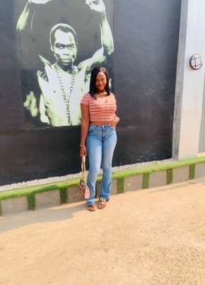 Olayemi B, 23, Nigeria, Lagos