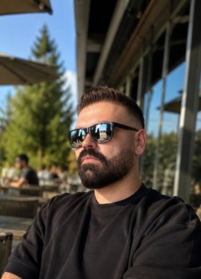 Cem из Chişinău 34 года