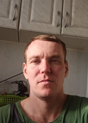 Viktor, 37, Russia, Saratov