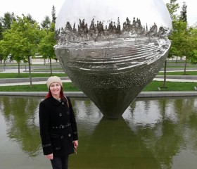 Hanasy, 36, San Diego