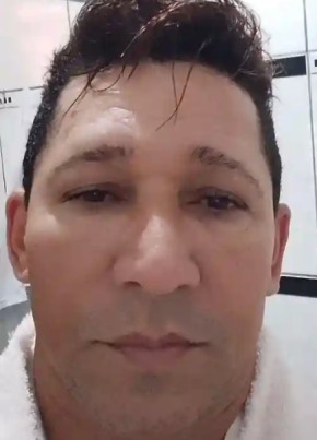 Gilson из Governador Valadares 42 года