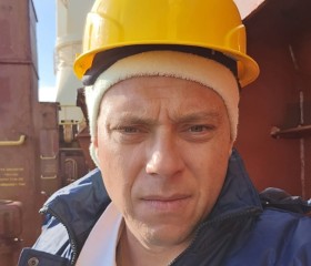 maks, 38, New Orleans. Louisiana