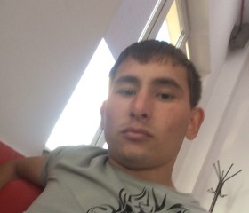 Bulat, 27, Kazan