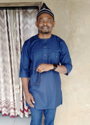 Terryl из Bamenda 25 лет
