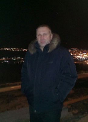 Николай, 55, Россия, Магадан