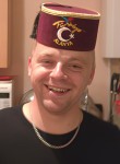 ura, 33 года