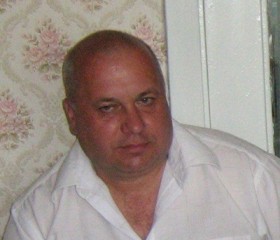 Виктор, 62 года, Первоуральск