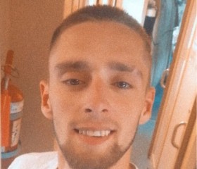 VLADIMIR, 25, Omsk