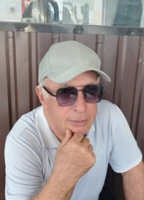 Георгий из Нальчика 70 лет
