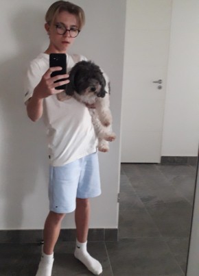 Camille из Rezé 18 лет