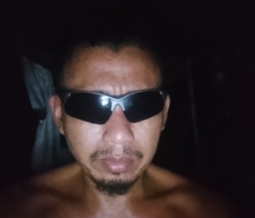 Marco, 40, Davao