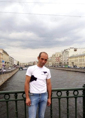 Дмитрий из Пушкина 40 лет