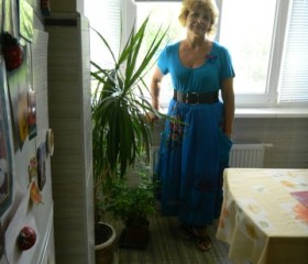 Юлия, 71 год, Chişinău