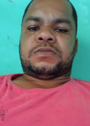 Luciano из São Mateus 33 года
