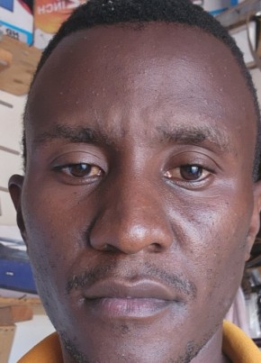 Kal, 30, Uganda, Kampala