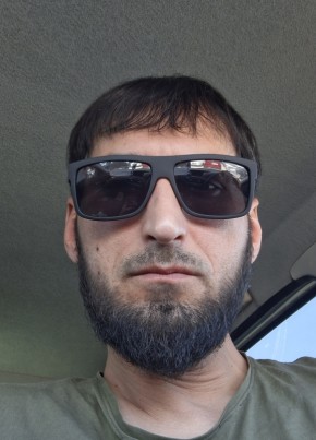 Халид из Махачкалы 37 лет