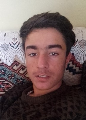 Furkan, 19, Türkiye Cumhuriyeti, Ankara