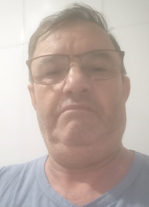 Dinei из Curitiba 58 лет