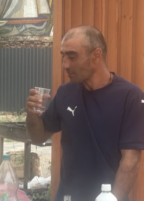Артур из Мариуполи 43 года