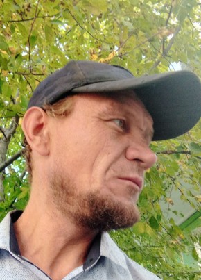 Денис, 38, Россия, Усолье-Сибирское