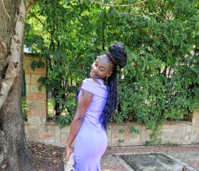 Valentina, 25, Mombasa