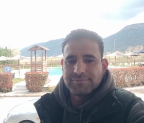 Ασράφ, 37, Patra