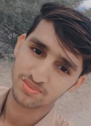 Shoaib, 18, پاکستان, كنڈيارو‎