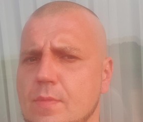 Marko, M., 43, Viersen