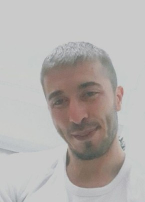 Duman Syhn, 34, Türkiye Cumhuriyeti, İstanbul