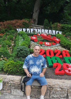 Юрий из Пролетарска 51 год